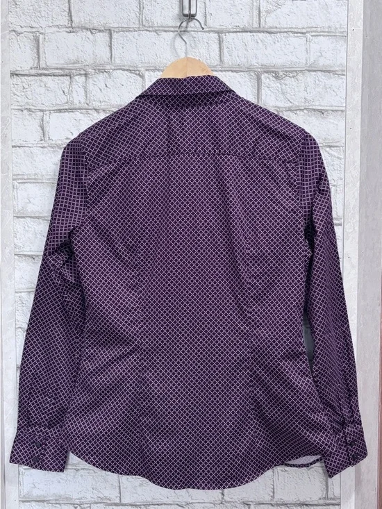 Banana Republic Women’s Purple Geometric Button-Up Shirt - Picture 3 of 5